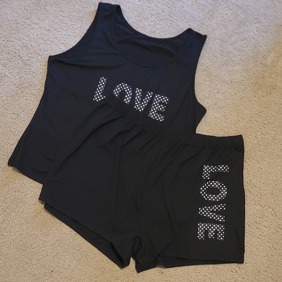 SHEIN Other - SHEIN Black Pajama Set with White Accents